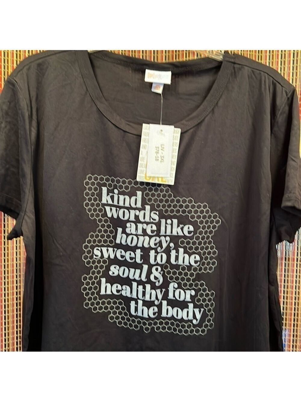 LALAROE Simply Comfortable Tee Shirt, 60% Cotton, 40% Polyester, Very Soft
